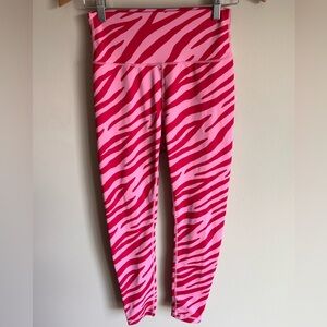 Wilo The Label Women's Pink Zebra Print Leggings Size Medium (M) Casual Athletic